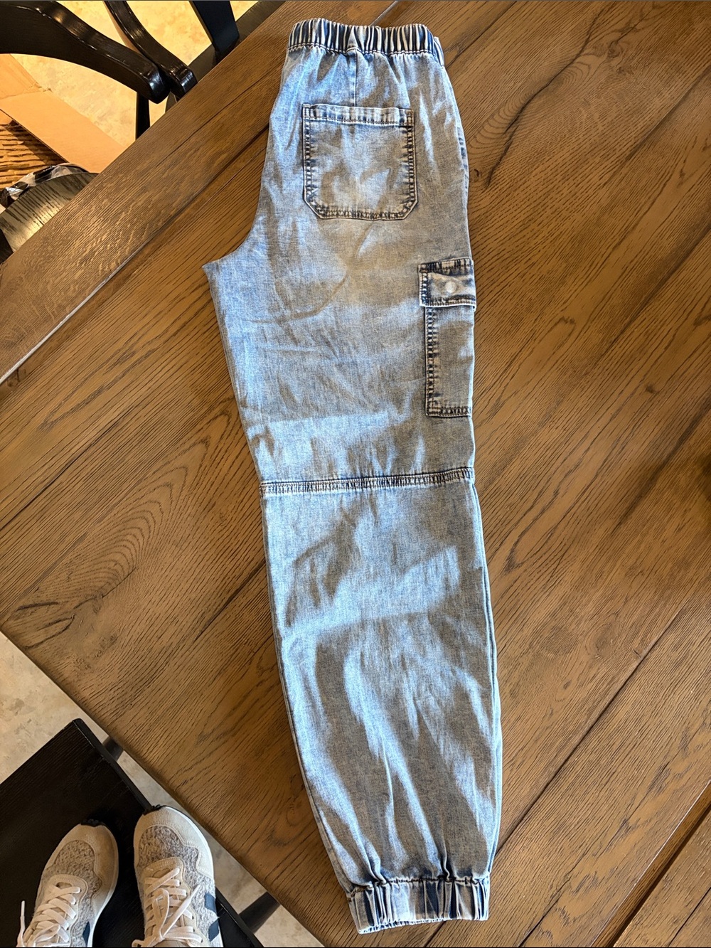 SO Women's Light Blue Relaxed Denim Jogger Jeans